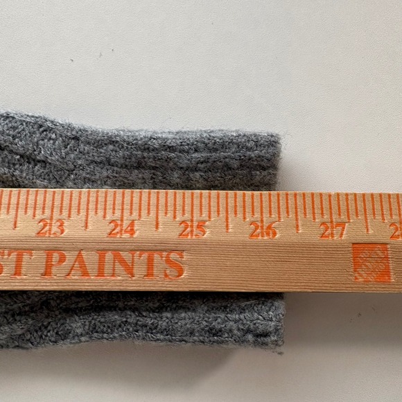 Abercrombie & Fitch Cardigan Womens Small Grey Ribbed Knit Button Front Cropped - Picture 6 of 7